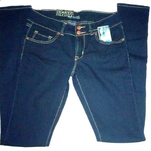 ♡NWT♡ Stretchy 5 pocket ROYAL BLUE Skinny Jeans• Women's S0z. 11x37